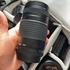 Canon EF 75-300mm Zoom Lens f/4.0